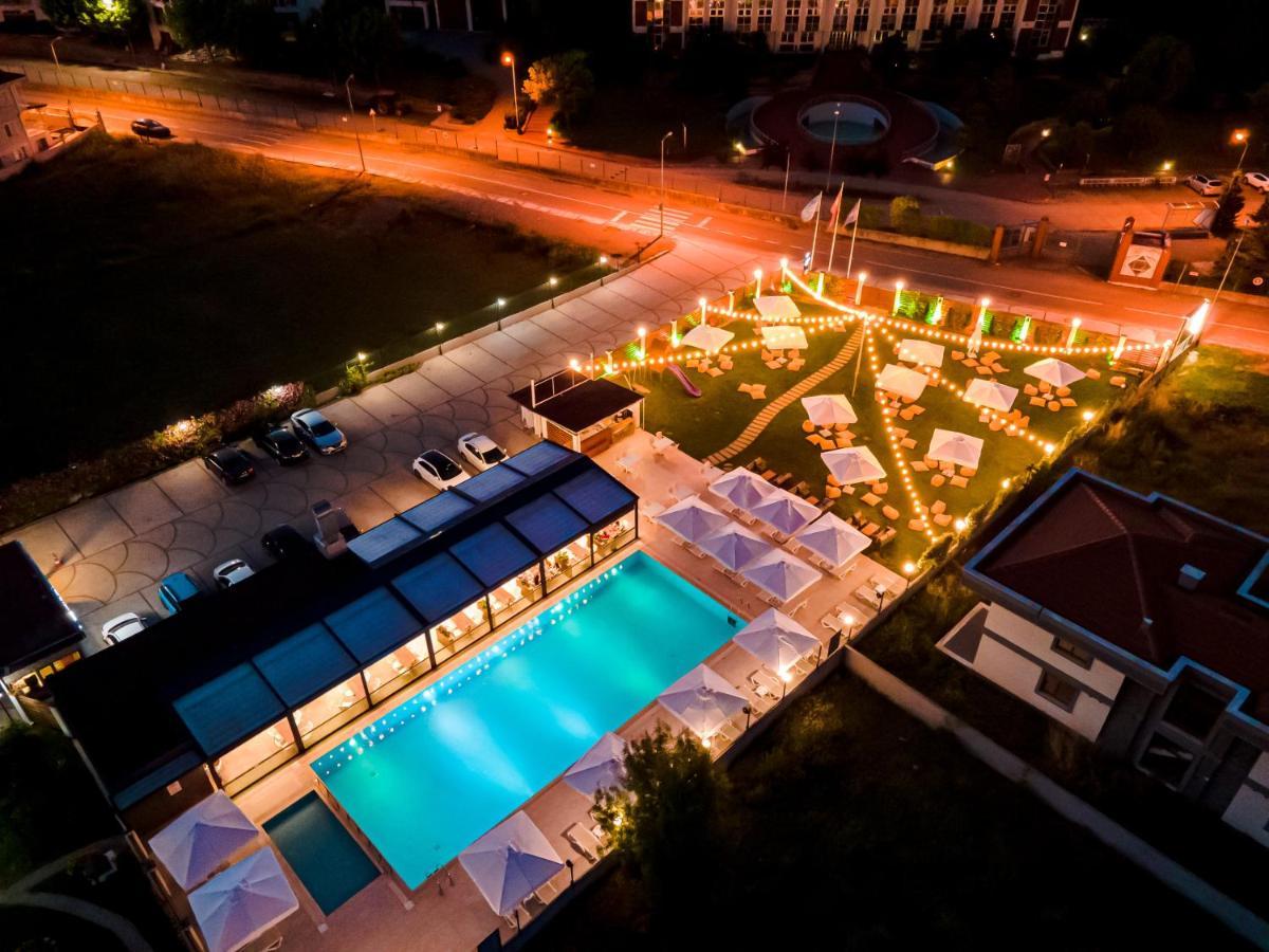 Ucar Royal Hotel Ve Konferans Salonu Шиле Экстерьер фото